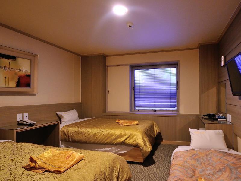 Hotel Osaka Keiko Екстериор снимка