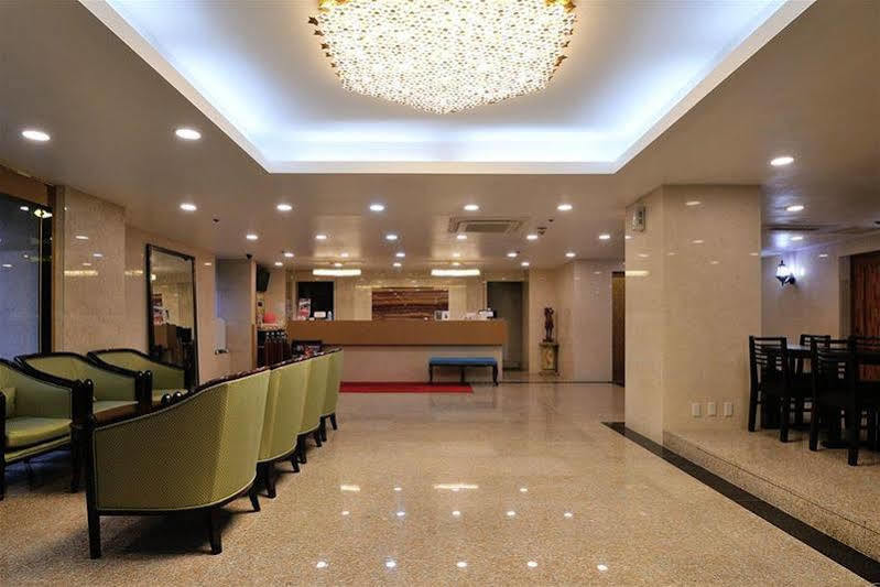 Hotel Osaka Keiko Екстериор снимка